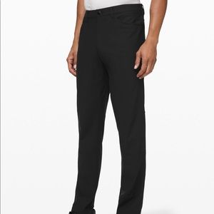 Men’s Lululemon ABC pants - Black